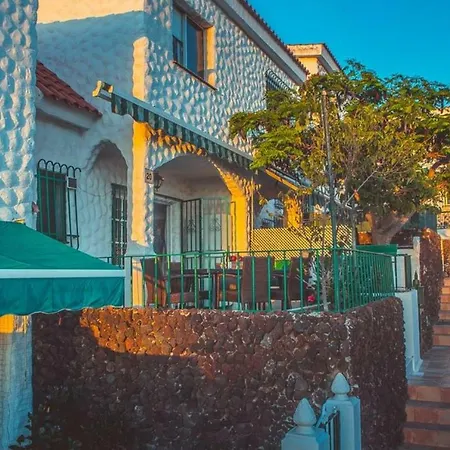 Amazing Bungalow In Costa Adeje Center Villa